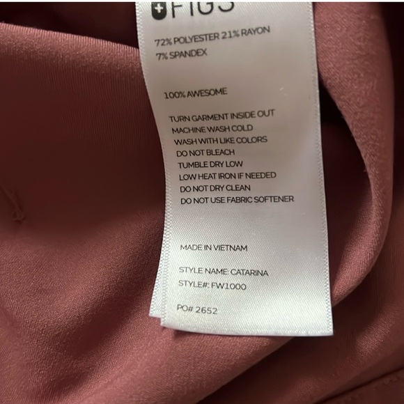 FIGS mauvve scrub set - Picture 4 of 5